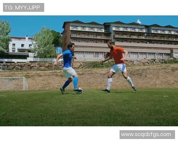 足球过人技巧全解析视频教学助你轻松突破防线提升球技水平